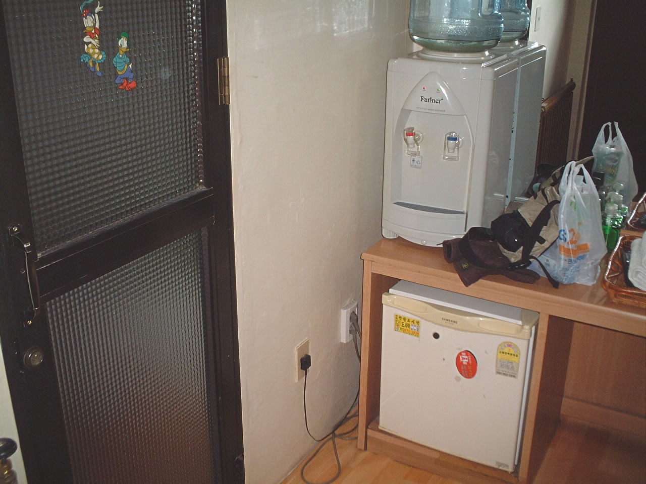ウォーターサーバと冷蔵庫
