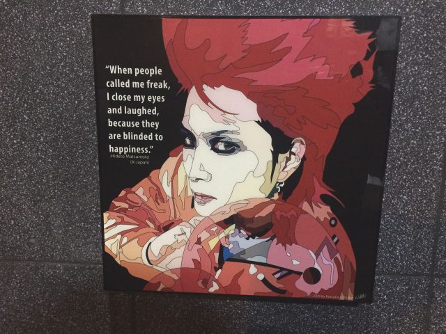 なぜかhideちゃん