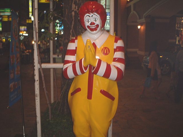 タイのドナルド・マクドナルド