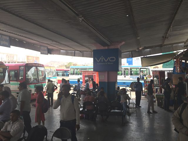 「Sindhi Camp Bus Stand」内部