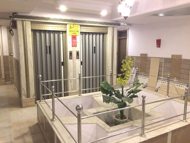 エレベーターホール