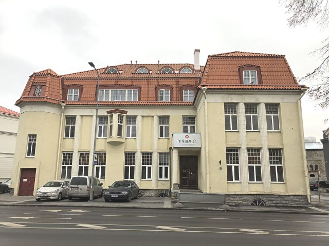 16eur - Fat Margaret's