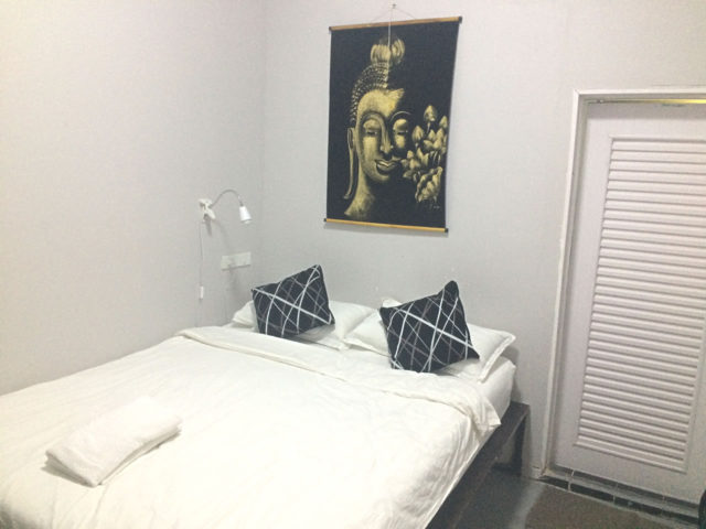 室内の様子 ベッド