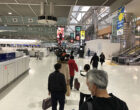 出国の行列